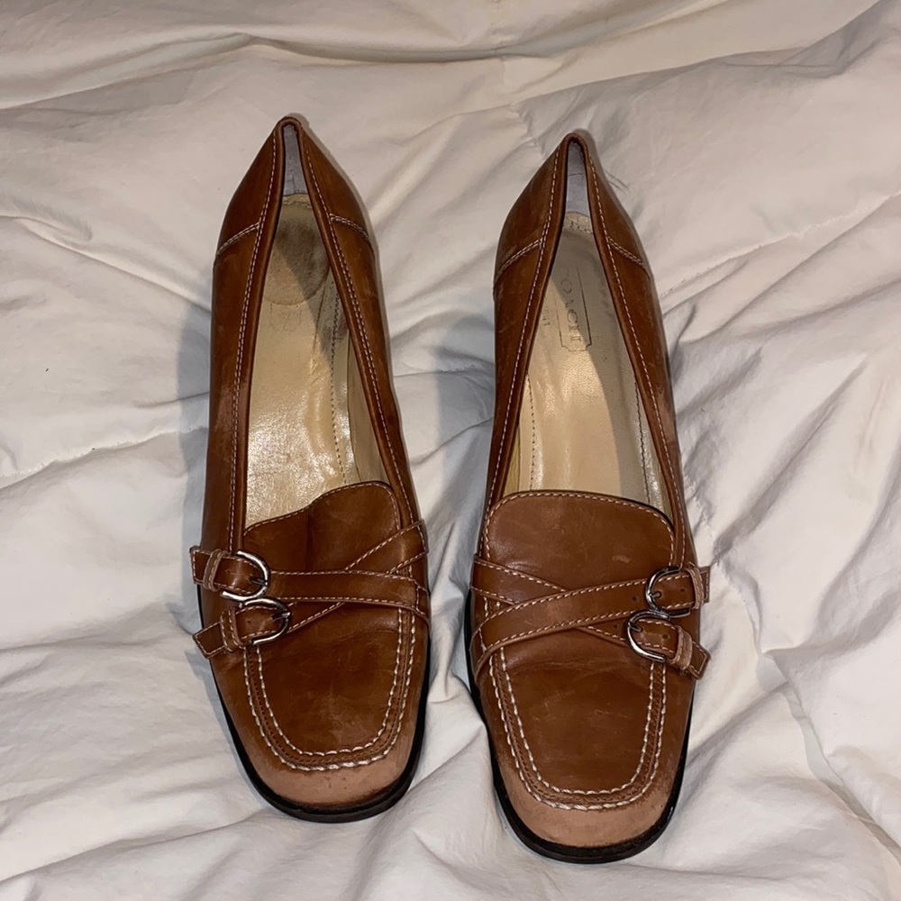 Coach light brown Kristi heels size 9 1/2